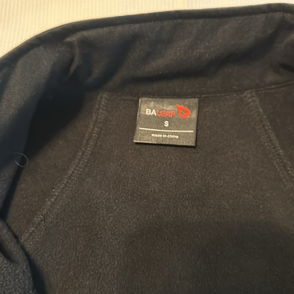 Baleaf Woman’s Thermal Jacket Black Size Small New - Picture 8 of 16
